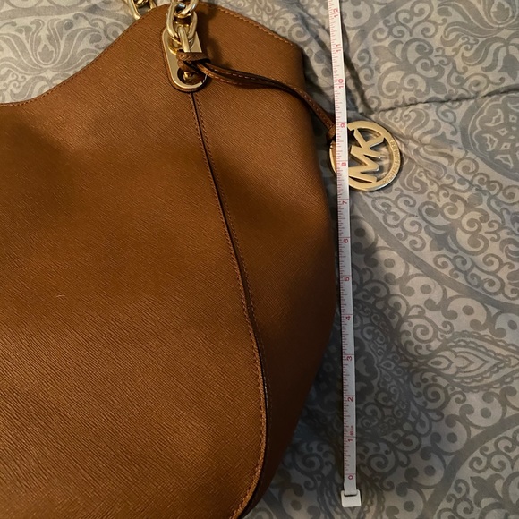 Michael Kors camel purse - Picture 3 of 8